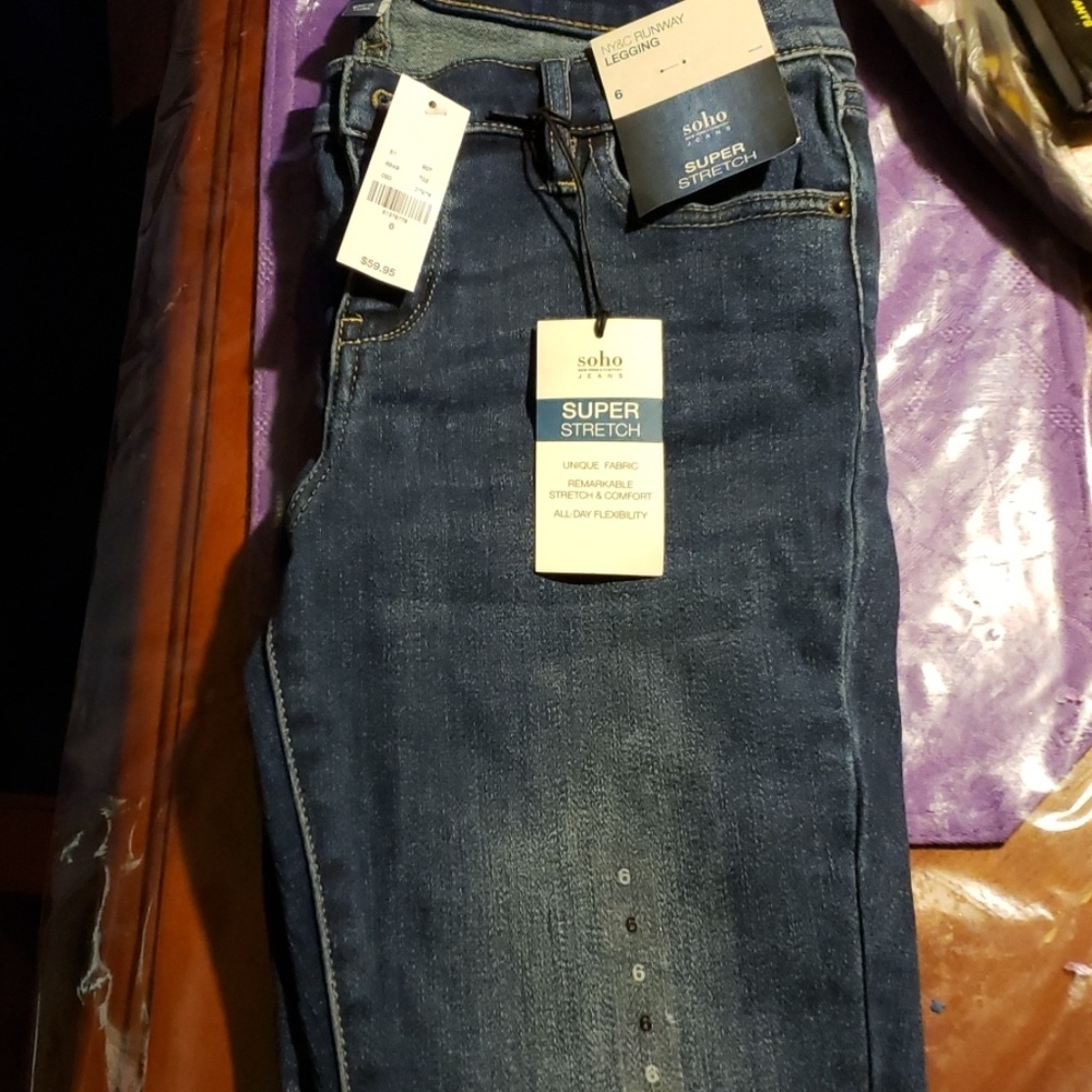 Jeans